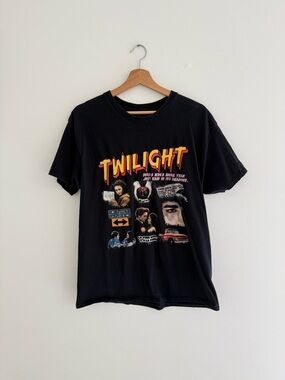Twilight Edward Bella Film Tee Large